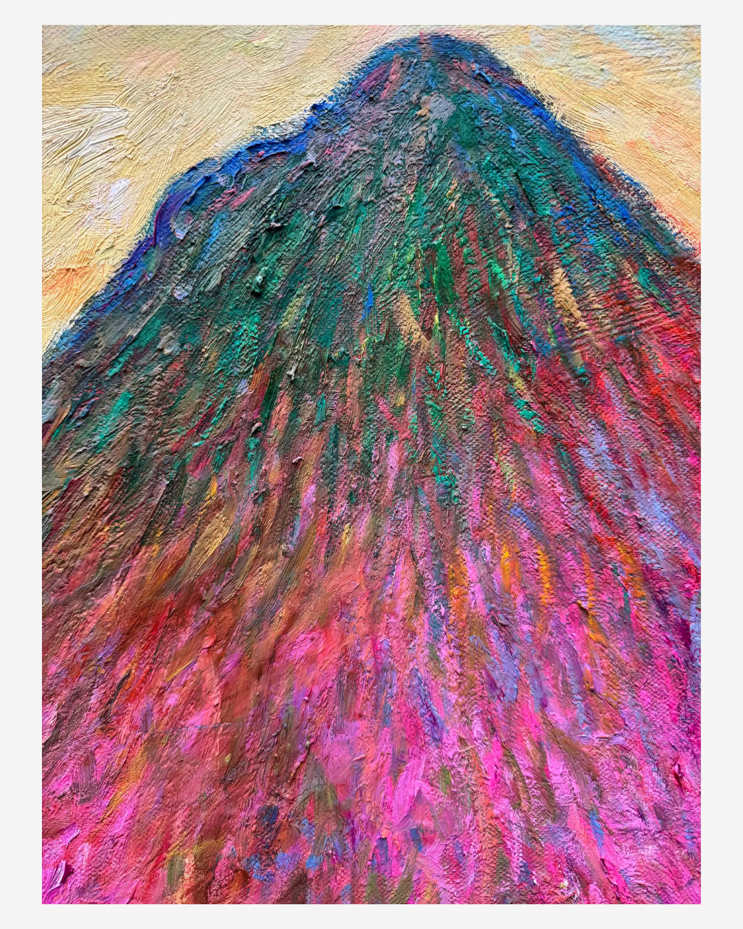  Close-up shot of thick hand-painted impasto brushstrokesshowing rich vibrant colors oncanvas